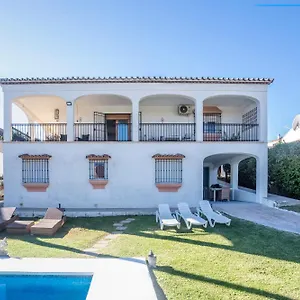 Stunning 5 Bedroom Villa, Sea Views, Private Pool, Estepona, Sleeps Up To 12 Villa Estepona